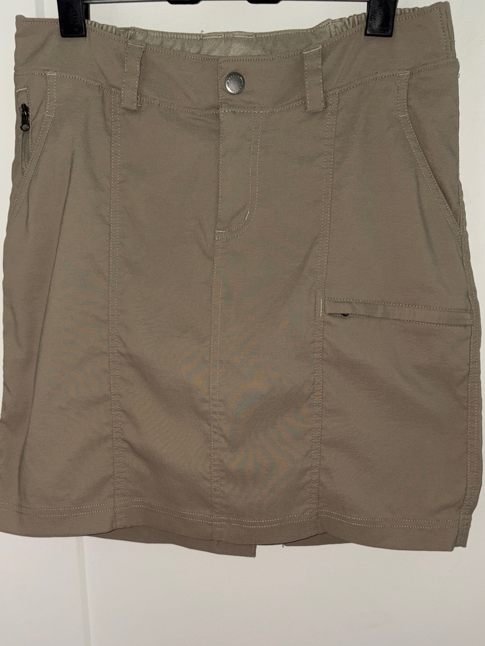 NWOT Duluth Trading Co. Dry on the Fly skort sz 6 56711